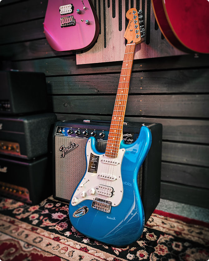 Left Handed Fender Player Stratocaster HSS Lake Placid Blue