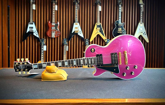 Left Handed Gibson Custom Shop