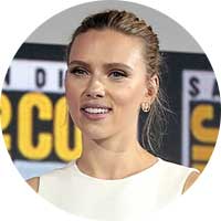 Scarlett Johanssen Left Handed